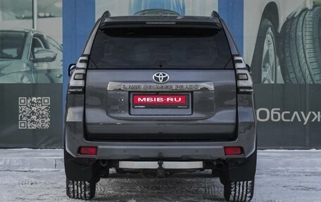 Toyota Land Cruiser Prado 150 рестайлинг 2, 2020 год, 5 499 000 рублей, 4 фотография