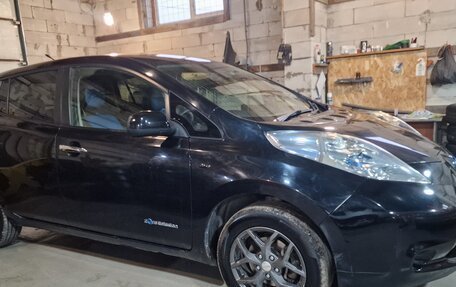 Nissan Leaf I, 2013 год, 680 000 рублей, 1 фотография