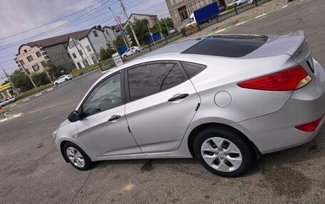 Hyundai Solaris II рестайлинг, 2015 год, 549 000 рублей, 6 фотография