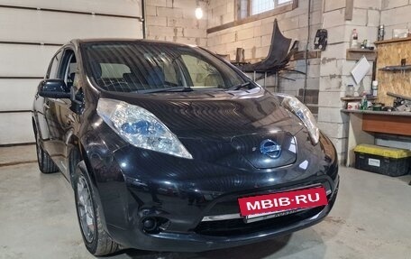 Nissan Leaf I, 2013 год, 680 000 рублей, 4 фотография