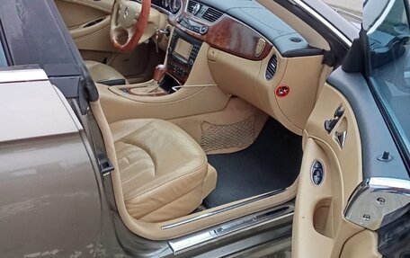 Mercedes-Benz CLS, 2004 год, 980 000 рублей, 7 фотография