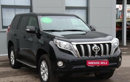 Toyota Land Cruiser Prado 150 рестайлинг 2, 2014 год, 3 499 000 рублей, 3 фотография