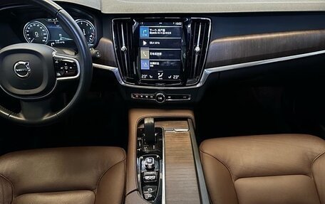 Volvo V90 Cross Country I рестайлинг, 2021 год, 4 435 000 рублей, 24 фотография