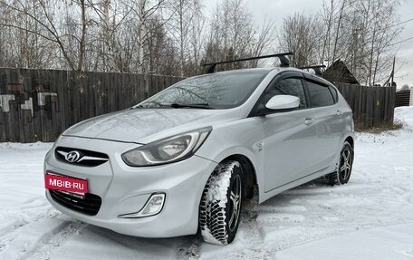 Hyundai Solaris II рестайлинг, 2012 год, 745 000 рублей, 1 фотография