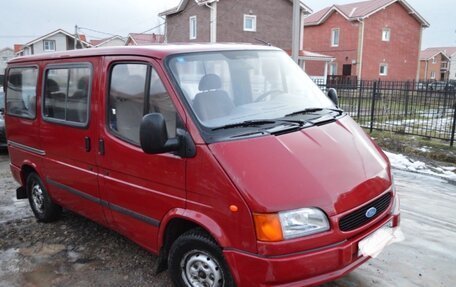 Ford Tourneo Connect I, 2002 год, 600 000 рублей, 1 фотография