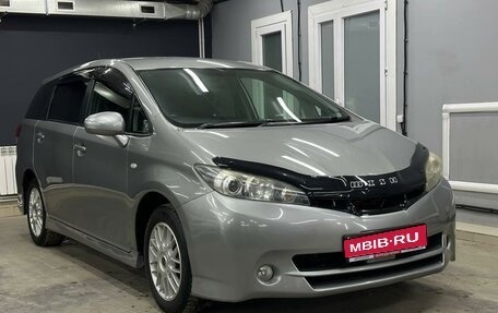 Toyota Wish II, 2011 год, 1 437 000 рублей, 1 фотография