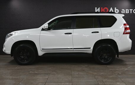 Toyota Land Cruiser Prado 150 рестайлинг 2, 2015 год, 4 050 000 рублей, 8 фотография