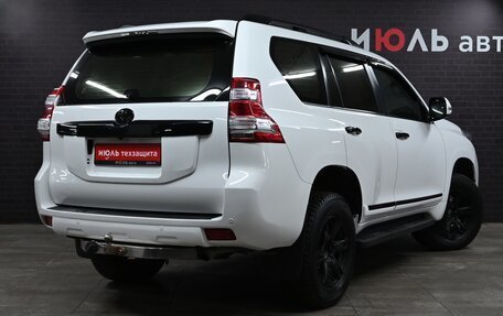 Toyota Land Cruiser Prado 150 рестайлинг 2, 2015 год, 4 050 000 рублей, 7 фотография