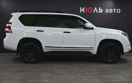 Toyota Land Cruiser Prado 150 рестайлинг 2, 2015 год, 4 050 000 рублей, 9 фотография