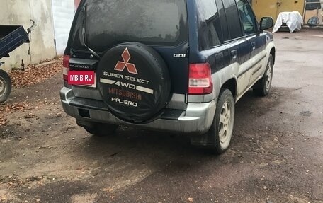 Mitsubishi Pajero iO, 2000 год, 650 000 рублей, 3 фотография