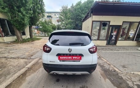 Renault Kaptur I рестайлинг, 2019 год, 1 300 000 рублей, 4 фотография