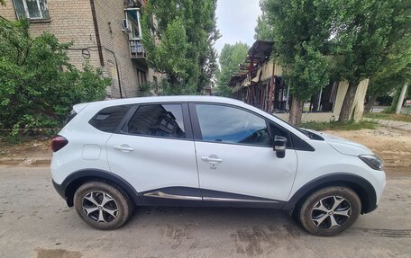 Renault Kaptur I рестайлинг, 2019 год, 1 300 000 рублей, 5 фотография