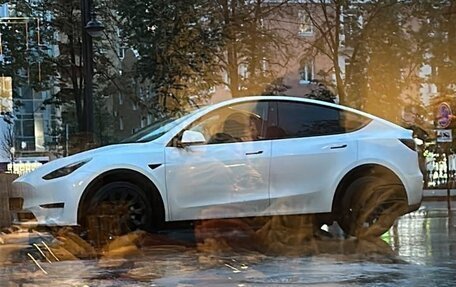 Tesla Model Y I, 2022 год, 6 350 000 рублей, 5 фотография