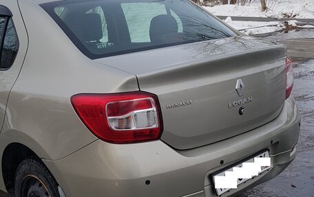 Renault Logan II, 2017 год, 500 000 рублей, 4 фотография