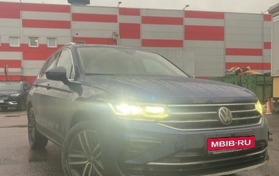 Volkswagen Tiguan II, 2021 год, 3 650 000 рублей, 1 фотография