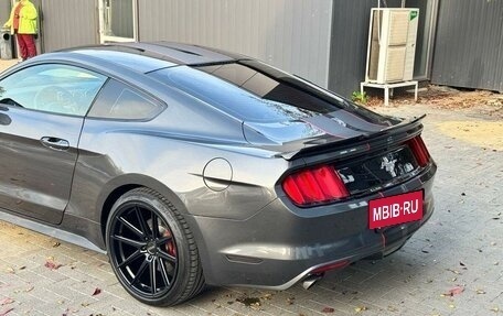 Ford Mustang VI рестайлинг, 2016 год, 3 150 000 рублей, 5 фотография