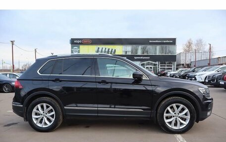 Volkswagen Tiguan II, 2018 год, 2 465 000 рублей, 4 фотография