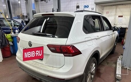 Volkswagen Tiguan II, 2021 год, 3 100 000 рублей, 6 фотография