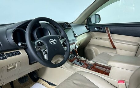 Toyota Highlander III, 2012 год, 2 160 250 рублей, 11 фотография