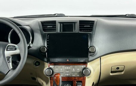 Toyota Highlander III, 2012 год, 2 160 250 рублей, 17 фотография