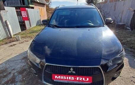 Mitsubishi Outlander III рестайлинг 3, 2010 год, 1 150 000 рублей, 5 фотография