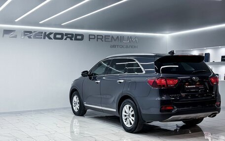 KIA Sorento III Prime рестайлинг, 2018 год, 3 050 000 рублей, 8 фотография