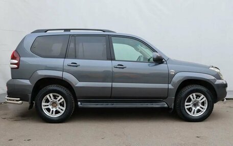 Toyota Land Cruiser Prado 120 рестайлинг, 2008 год, 2 299 000 рублей, 7 фотография