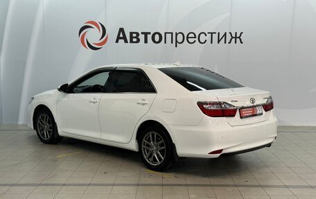 Toyota Camry, 2017 год, 1 985 000 рублей, 3 фотография