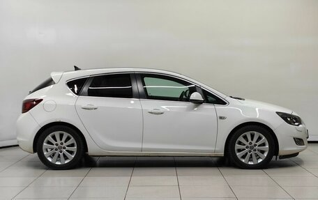 Opel Astra J, 2011 год, 778 000 рублей, 5 фотография