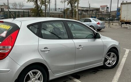 Hyundai i30 I, 2010 год, 960 000 рублей, 4 фотография