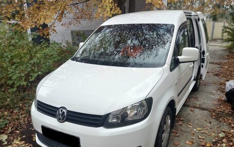 Volkswagen Caddy III рестайлинг, 2011 год, 1 550 000 рублей, 2 фотография