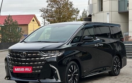 Toyota Alphard, 2024 год, 17 000 000 рублей, 3 фотография