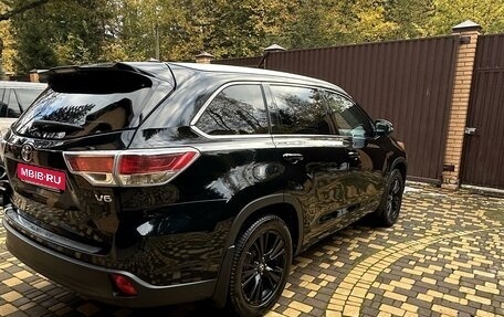 Toyota Highlander III, 2014 год, 4 200 000 рублей, 4 фотография