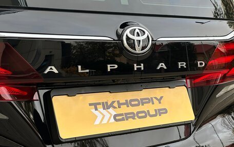 Toyota Alphard, 2024 год, 17 000 000 рублей, 40 фотография