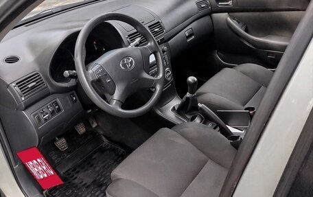 Toyota Avensis III рестайлинг, 2008 год, 1 200 000 рублей, 4 фотография