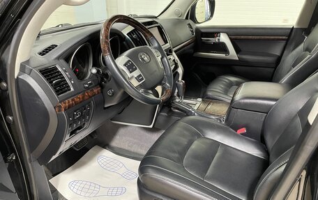 Toyota Land Cruiser 200, 2013 год, 4 750 000 рублей, 16 фотография