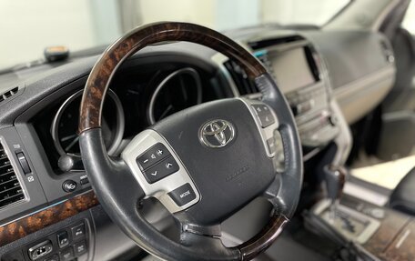 Toyota Land Cruiser 200, 2013 год, 4 750 000 рублей, 17 фотография