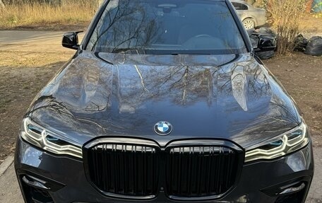 BMW X7, 2019 год, 9 000 000 рублей, 2 фотография