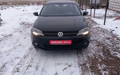 Volkswagen Jetta VI, 2013 год, 945 000 рублей, 1 фотография