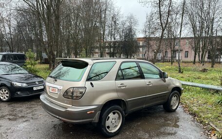 Lexus RX IV рестайлинг, 2000 год, 580 000 рублей, 5 фотография