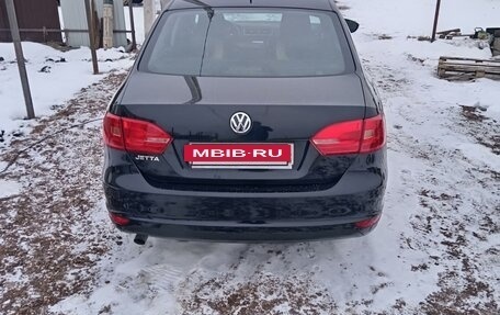 Volkswagen Jetta VI, 2013 год, 945 000 рублей, 4 фотография