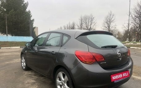 Opel Astra J, 2011 год, 990 000 рублей, 7 фотография