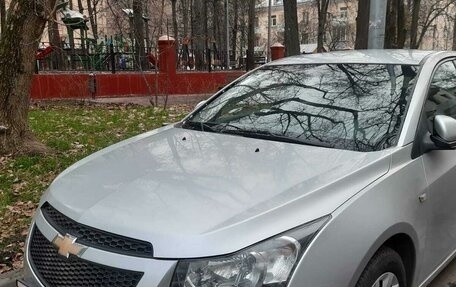 Chevrolet Cruze II, 2010 год, 750 000 рублей, 10 фотография