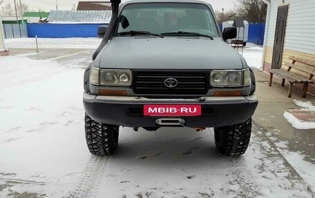 Toyota Land Cruiser 80 рестайлинг, 1993 год, 1 600 000 рублей, 20 фотография