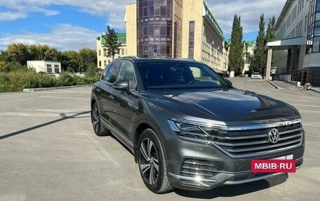 Volkswagen Touareg III, 2021 год, 8 500 000 рублей, 3 фотография