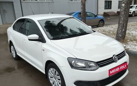 Volkswagen Polo VI (EU Market), 2012 год, 695 000 рублей, 1 фотография