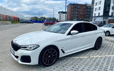 BMW 5 серия, 2021 год, 5 950 000 рублей, 3 фотография