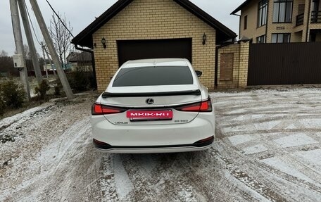 Lexus ES VII, 2018 год, 3 700 000 рублей, 16 фотография