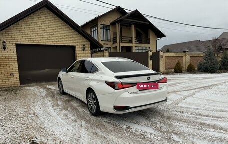 Lexus ES VII, 2018 год, 3 700 000 рублей, 19 фотография