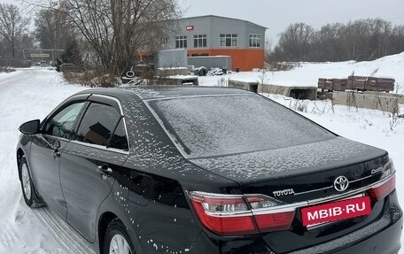 Toyota Camry, 2015 год, 1 950 000 рублей, 2 фотография